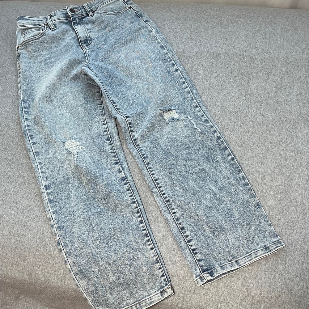 BCBG Skater Straight Jeans Womens 28 Distressed